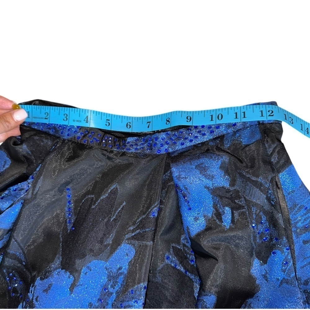 ▶️ Ellie Wilde◀️ Royal Blue Black Ball Gown Dress Strapless 2 piece set. Size 4 - Picture 10 of 12